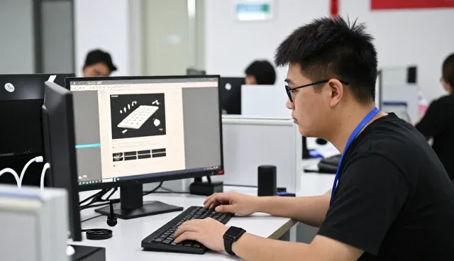 涵盖信息技术帮助解决坚持精益求精问题